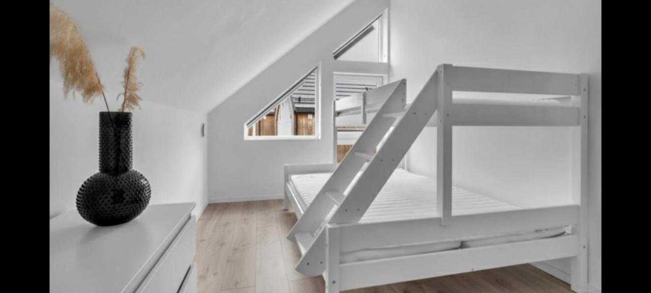 Hytte Med 4 Soverom Kristiansand Extérieur photo